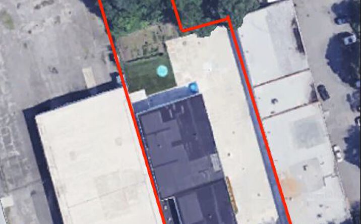 Pictures of Industrial property located at 609 Acorn St, Deer Park, NY 11729 for sales - image #1