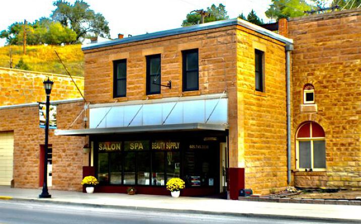Pictures of Mixed Use property located at 401 N River St, Hot Springs, SD 57747 for sales - image #1