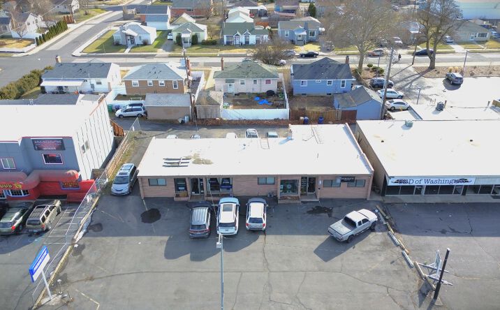 Pictures of Retail property located at 42 E Wellesley Ave, Spokane, WA 99207 for sales - image #1