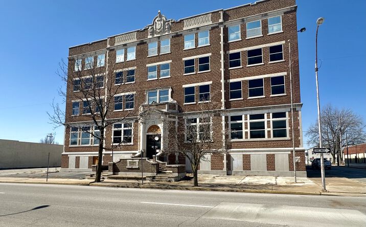 Pictures of Multifamily property located at 510 S Wall Ave, Joplin, MO 64801 for sales - image #1