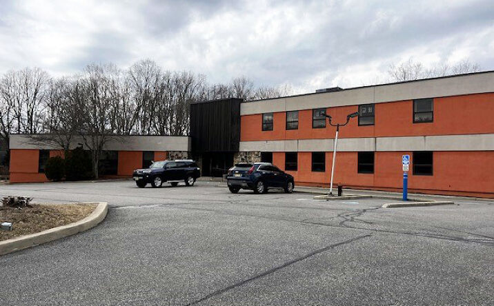 Pictures of Office property located at 4 Waterloo Rd, Stanhope, NJ 07874 for sales - image #1