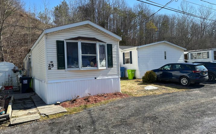 Pictures of Mobile Home Park property located at 5740 NY-13, Chittenango, NY 13037 for sales - image #1