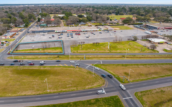 Pictures of Land property located at MacArthur Dr, Alexandria, LA 71301 for sales - image #1