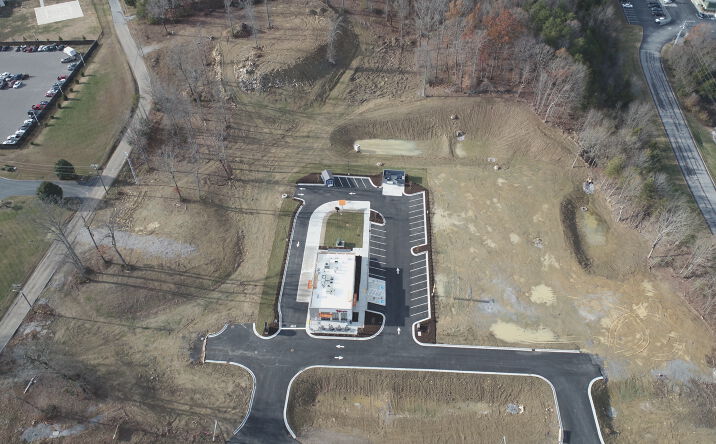 Pictures of Mixed Use, Office, Retail property located at 7115 Strawberry Plains Pike, Knoxville, TN 37914 for sales - image #1