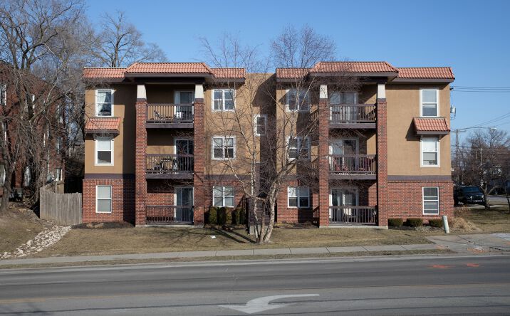 Pictures of Multifamily property located at 1150 E 51st St, Kansas City, MO 64110 for sales - image #1