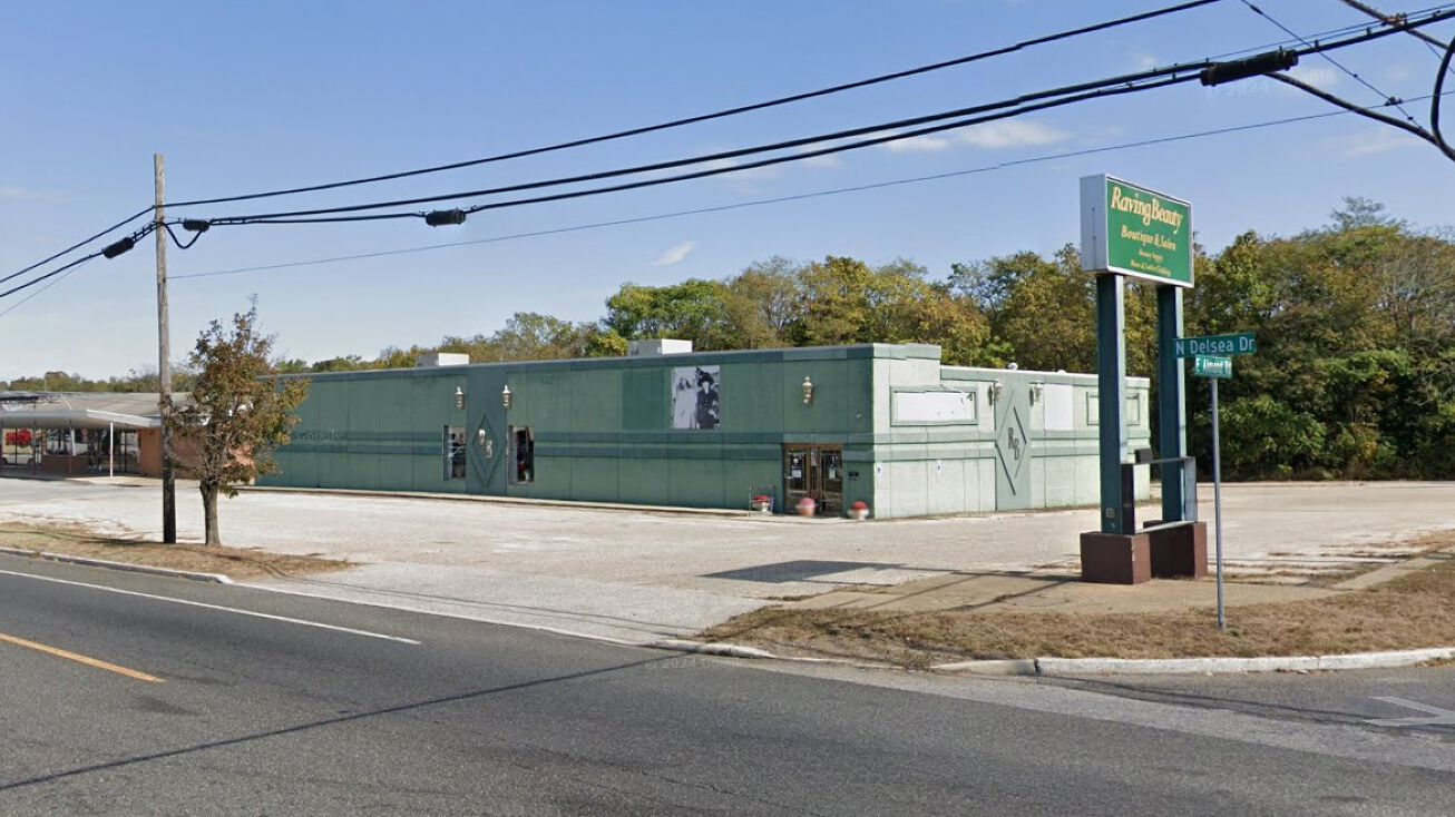 Pictures of Retail property located at 525 Delsea Dr, Vineland, NJ 08360 for sales - image #1