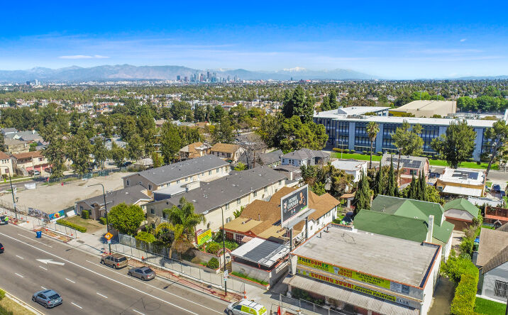 Pictures of Mixed Use, Office, Retail, Special Purpose property located at 5026 Crenshaw Blvd, Los Angeles, CA 90043 for sales - image #1