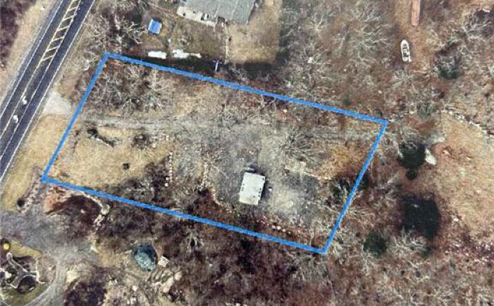 Pictures of Land, Retail, Office, Mixed Use, Self Storage, Multifamily property located at 586 South County Trail, Exeter, RI 02822 for sales - image #1