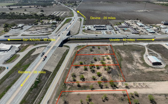 Pictures of Land property located at 18th St, Hondo, TX 78861 for sales - image #1