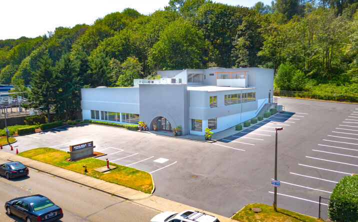 Pictures of Office, Retail property located at 16705 Southcenter Pkwy, Tukwila, WA 98188 for sales - image #1