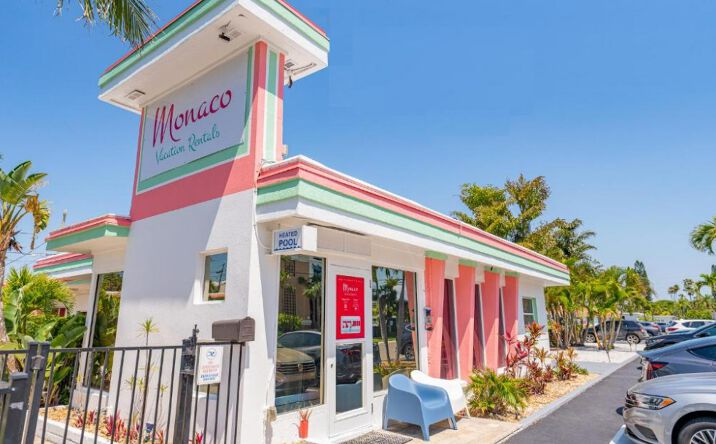 Pictures of Hospitality property located at 648 Poinsettia Ave, Clearwater, FL 33767 for sales - image #1