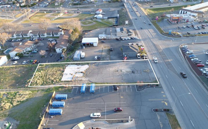 Pictures of Land property located at 115 S Ely St, Kennewick, WA 99336 for sales - image #1