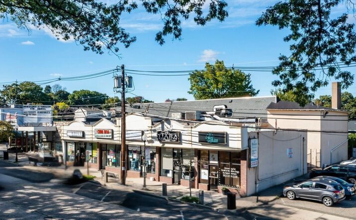 Pictures of Retail property located at 84 Market St, Clifton, NJ 07012 for sales - image #1