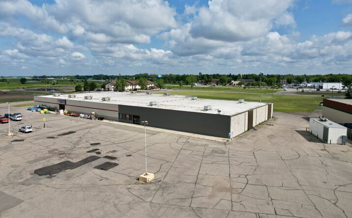 Pictures of Industrial, Mixed Use, Office, Retail property located at 1202 4th Ave S, Wahpeton, ND 58075 for sales - image #1