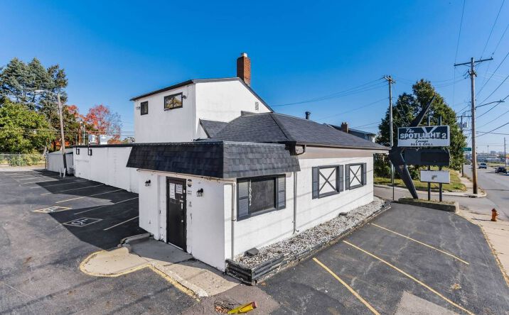 Pictures of Mixed Use, Office, Retail property located at 1662 W Mound St, Columbus, OH 43223 for sales - image #1