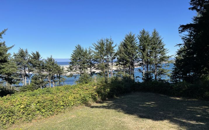 Pictures of Land property located at 895 SW Pacific Coast Hwy, Waldport, OR 97394 for sales - image #1