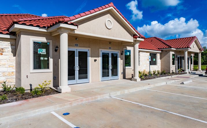 Pictures of Office property located at 2743 Smith Ranch Rd, Pearland, TX 77584 for sales - image #1