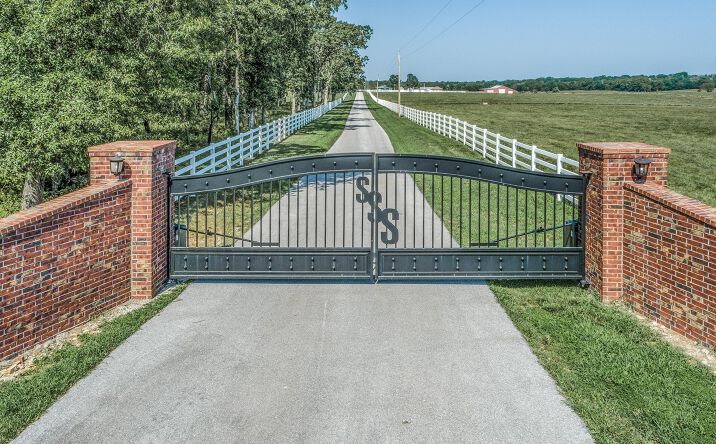 Pictures of Land property located at 4697 N Farm Rd 175, Springfield, MO 65803 for sales - image #1