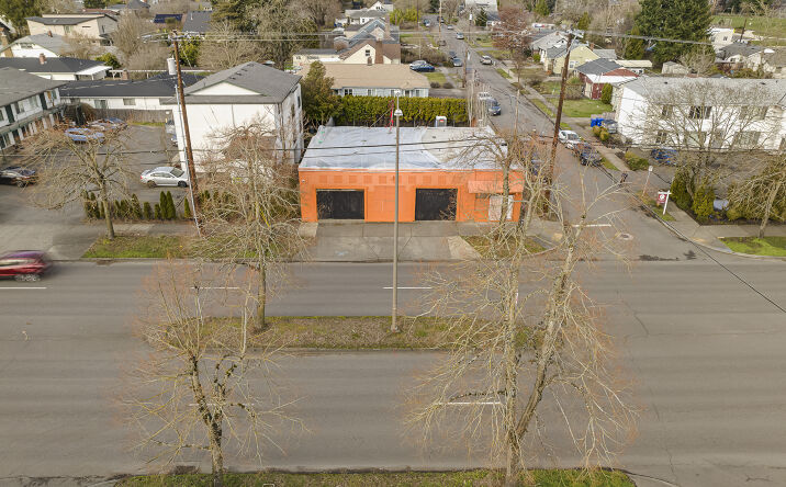Pictures of Industrial property located at 6739 SE Powell Blvd, Portland, OR 97206 for sales - image #1