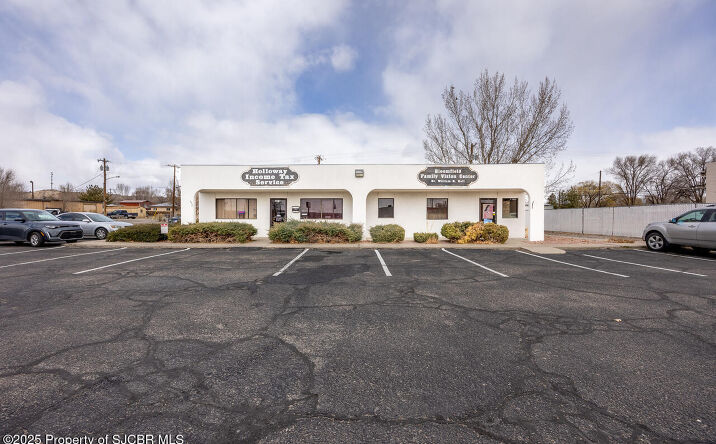 Pictures of Land property located at 702 W BROADWAY Avenue, Bloomfield, NM 87413 for sales - image #1