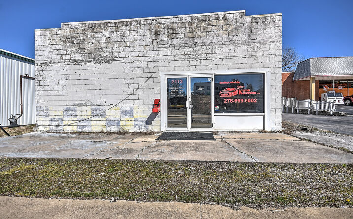 Pictures of Industrial, Retail property located at 2313 W State St, Bristol, VA 24201 for sales - image #1