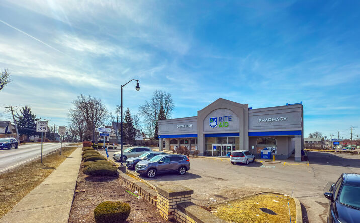 Pictures of Retail property located at 2401 Genesee St, Cheektowaga, NY 14225 for sales - image #1
