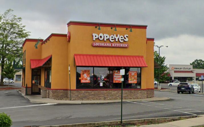 Pictures of Retail property located at 1379 Towne Square Blvd NW, Roanoke, VA 24012 for sales - image #1