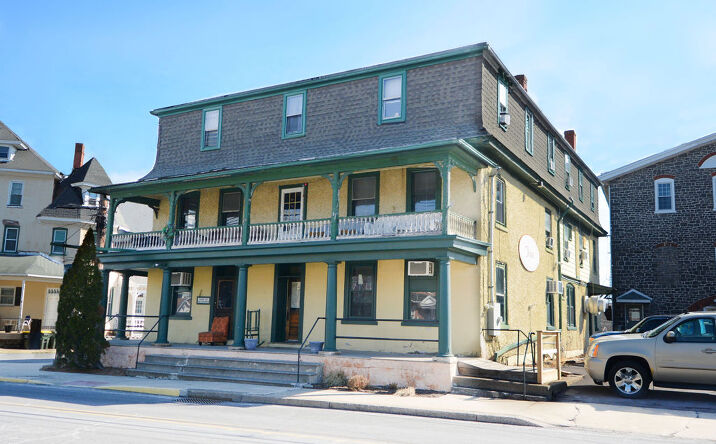 Pictures of Hospitality, Mixed Use, Office, Retail property located at 101 S Main St, Richlandtown, PA 18955 for sales - image #1