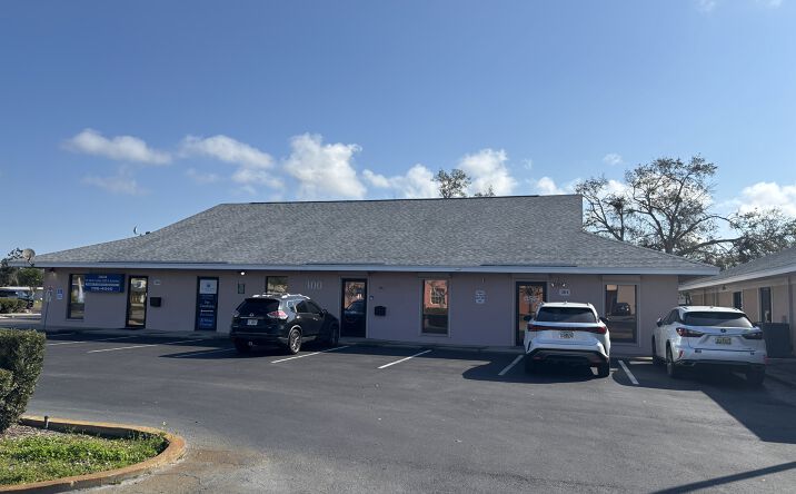 Pictures of Office, Retail property located at 6220 Manatee Ave W, Bradenton, FL 34209 for sales - image #1