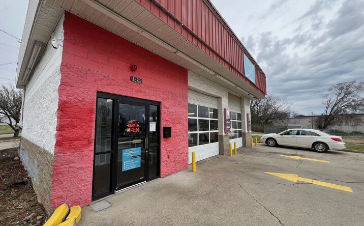 Pictures of Retail property located at 380 Noble King Ct, Winchester, KY 40391 for sales - image #1