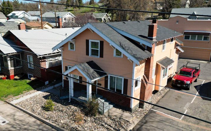Pictures of Multifamily property located at 531 N 11th St, Klamath Falls, OR 97601 for sales - image #1