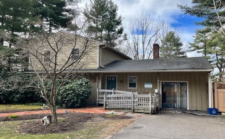 Pictures of Office property located at 5 Sharon Ave, Norfolk, MA 02056 for sales - image #1