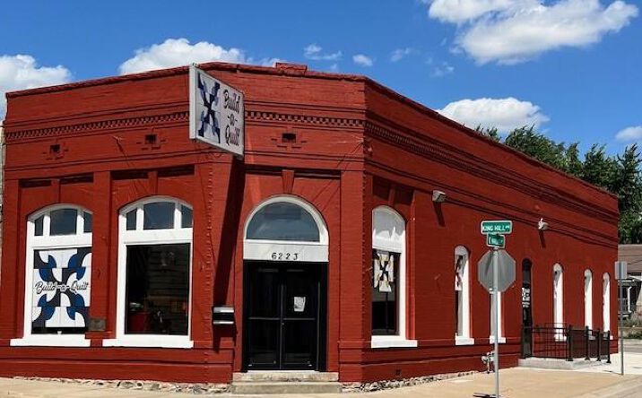 Pictures of Retail property located at 6223 King Hill Avenue, St Joseph, MO 64504 for sales - image #1