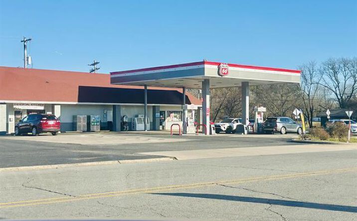 Pictures of Retail property located at 1000 Morningside Dr, Conway, AR 72034 for sales - image #1