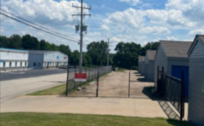 Pictures of Business for Sale, Industrial, Self Storage property located at 2215 W Grandview Blvd, Erie, PA 16506 for sales - image #1