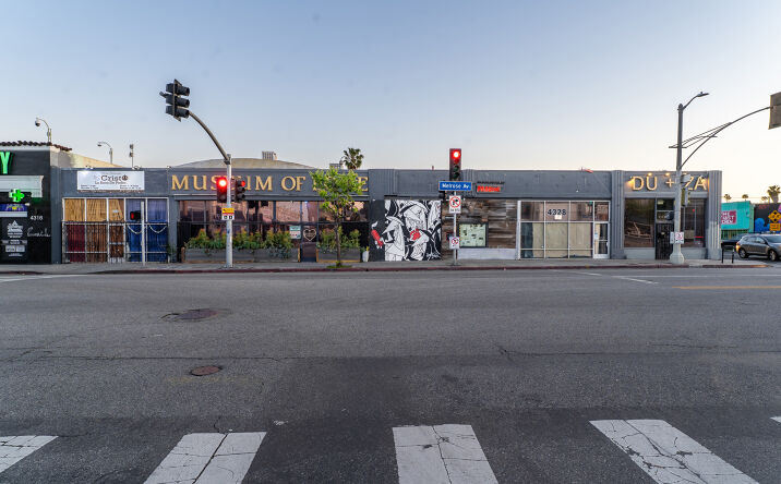 Pictures of Retail property located at 4318 Melrose Ave, Los Angeles, CA 90029 for sales - image #1
