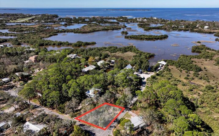 Pictures of Land property located at Lot 2 Ingleside Dr, Cedar Key, FL 32625 for sales - image #1