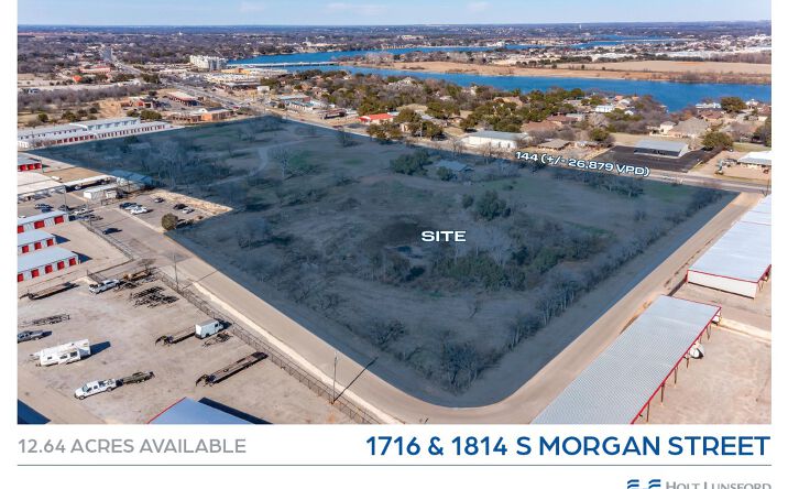 Pictures of Land property located at 1716 S Morgan St, Granbury, TX 76048 for sales - image #1