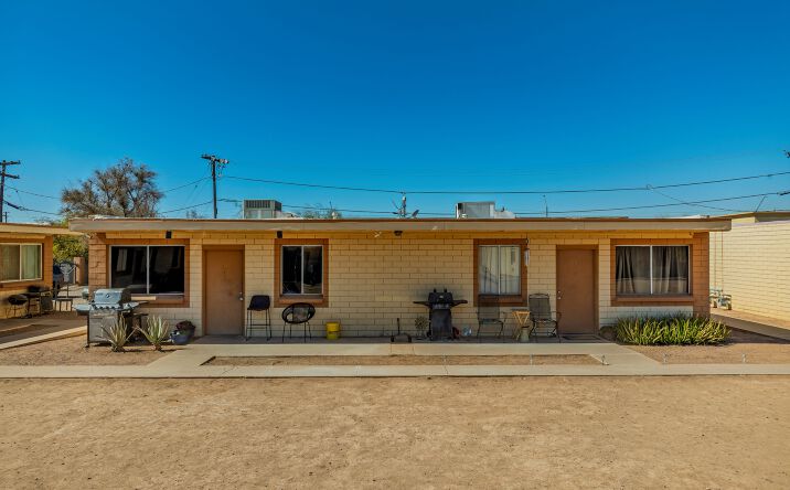 Pictures of Multifamily property located at 109 E Brinker Dr, Avondale, AZ 85323 for sales - image #1