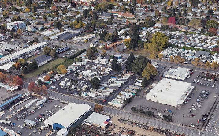 Pictures of Land property located at 1260 Main St, Springfield, OR 97477 for sales - image #1