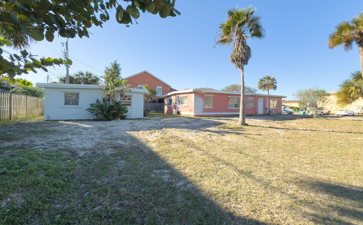 Pictures of Multifamily property located at 465 Jackson Avenue, Cape Canaveral, FL 32920 for sales - image #1