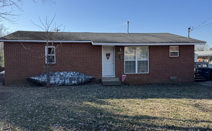 Pictures of Multifamily property located at 4 Unit Investment Package, Dyersburg, TN 38024 for sales - image #1