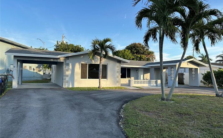 Pictures of Multifamily property located at 1750 NE 52nd St, Fort Lauderdale, FL 33334 for sales - image #1