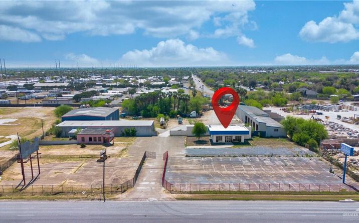 Pictures of Land property located at 927 W US Highway Business 83 Freeway, Donna, TX 78537 for sales - image #1