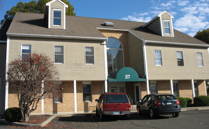 Pictures of Office property located at 27 Mill Plain Rd, Danbury, CT 06811 for sales - image #1