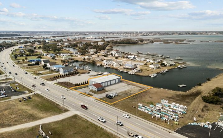 Pictures of Industrial property located at 427 Cedar Point Blvd, Cedar Point, NC 28584 for sales - image #1