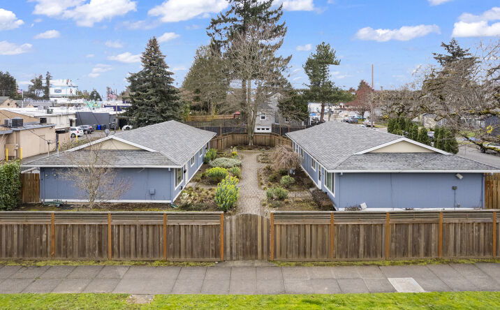 Pictures of Multifamily property located at 7450-7458 N Portsmouth Ave, Portland, OR 97203 for sales - image #1