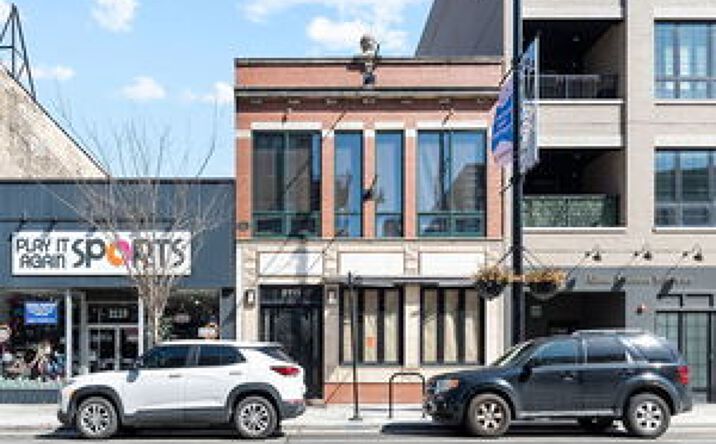 Pictures of Retail, Mixed Use property located at 3115 N Lincoln Ave, Chicago, IL 60657 for sales - image #1
