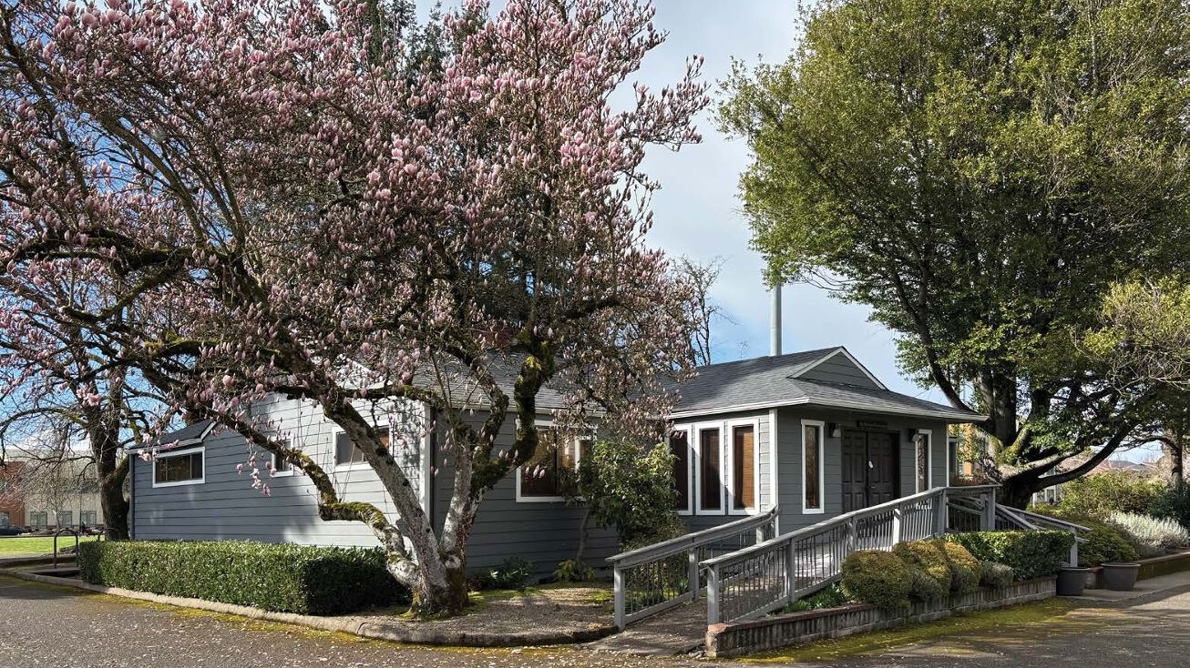 Pictures of Retail, Multifamily, Office property located at 388 S Garden Way, Eugene, OR 97401 for sales - image #1