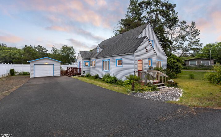 Pictures of Special Purpose, Land property located at 6126 SW Jetty, Lincoln City, OR 97367 for sales - image #1